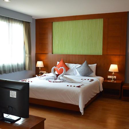 Elite Suites Patong By Bauman Residence Exterior foto