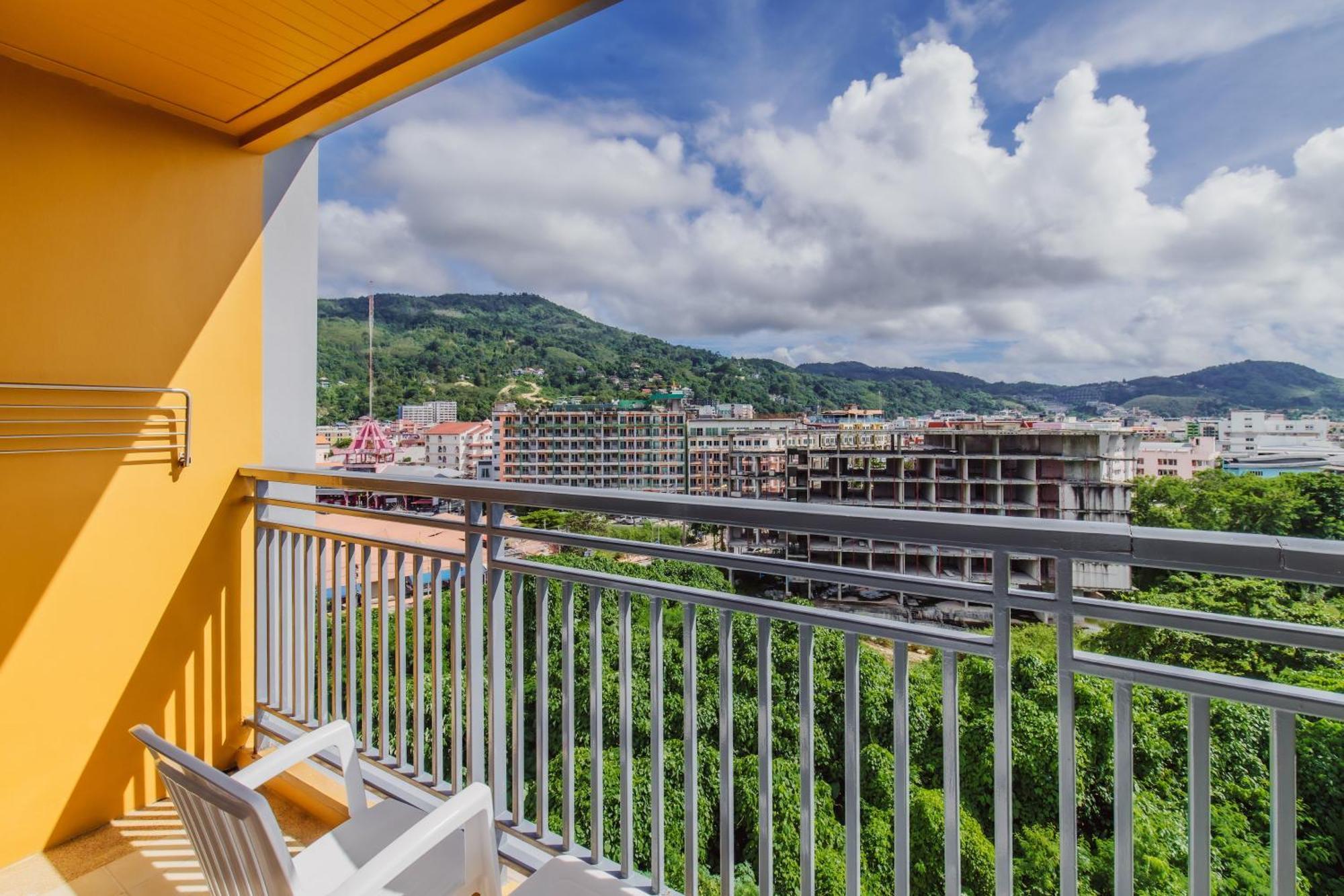 Elite Suites Patong By Bauman Residence Exterior foto