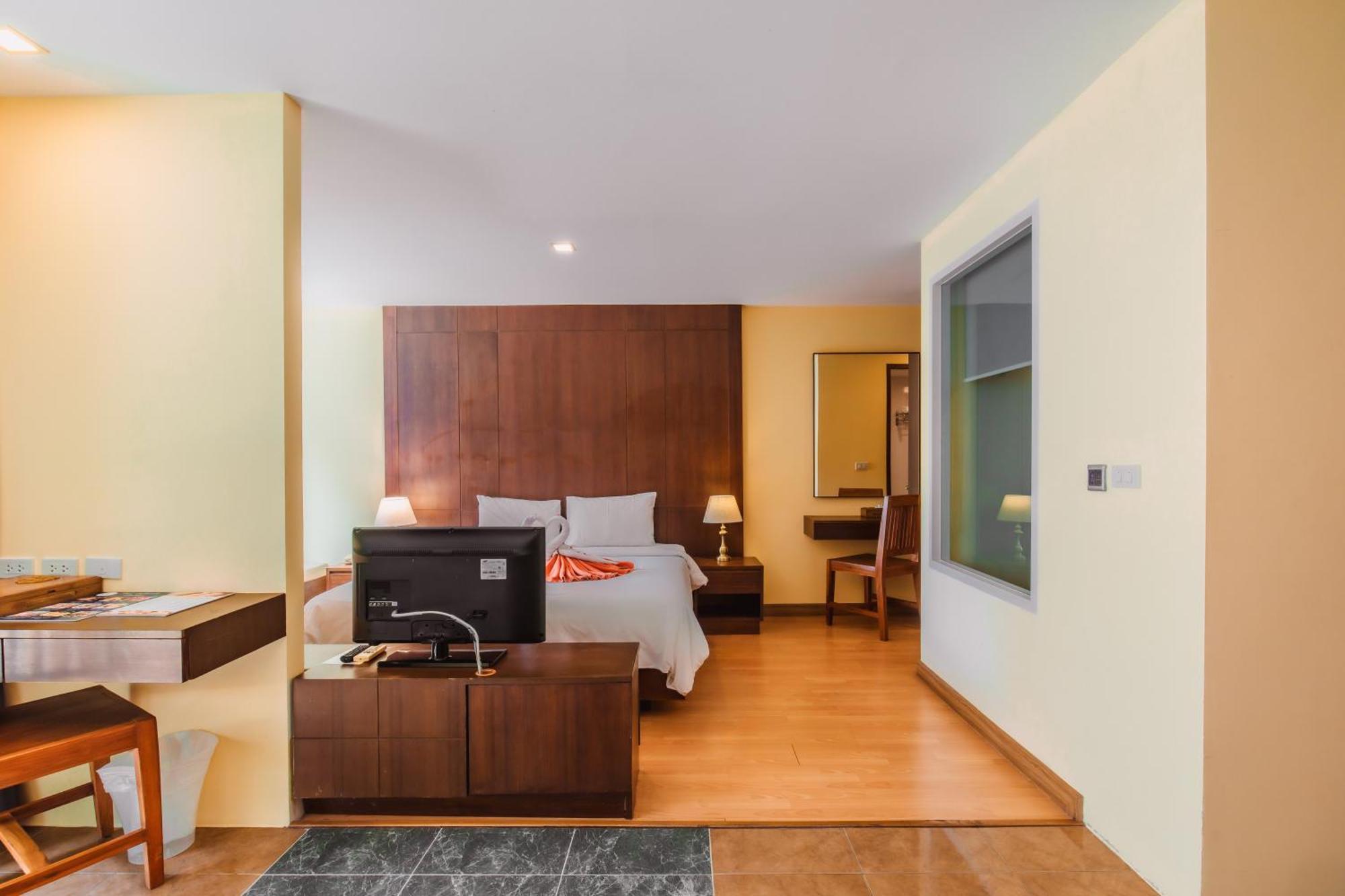 Elite Suites Patong By Bauman Residence Exterior foto