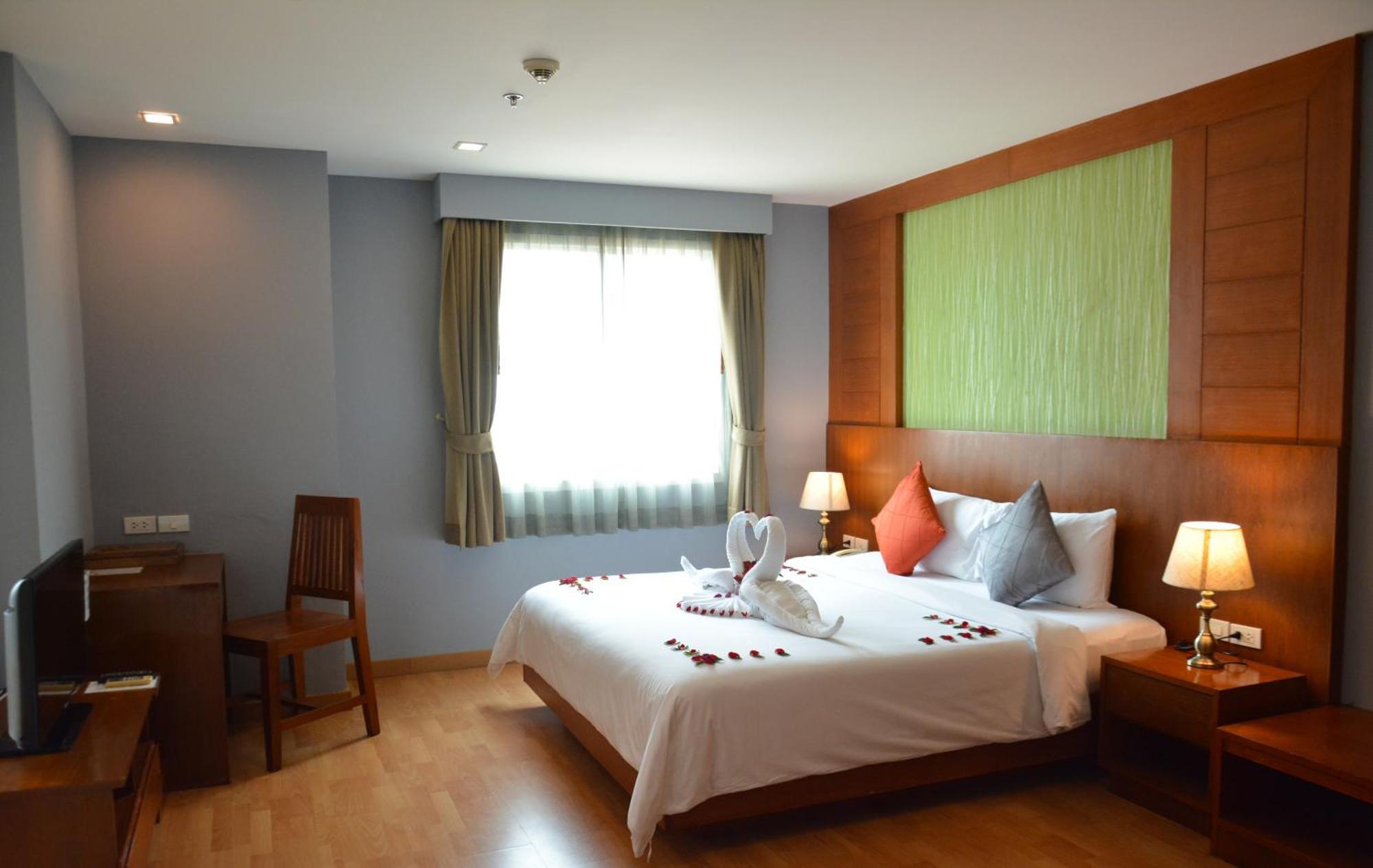 Elite Suites Patong By Bauman Residence Exterior foto